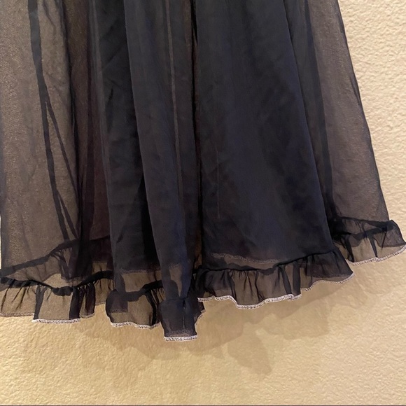 NWT~VICTORIA’S SECRET Black Lace Sheer Slip Size Small - Picture 6 of 10